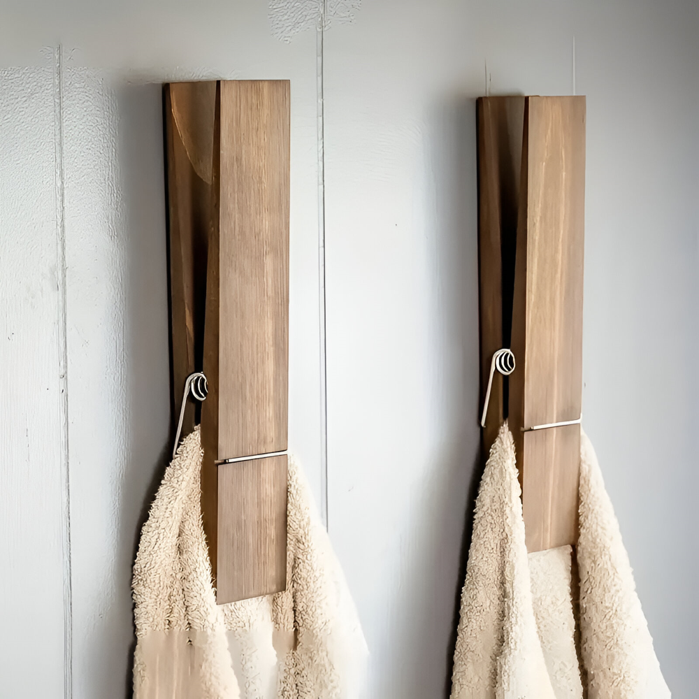 Porte-serviettes mural en bois rustique, style scandinave, idéal salle de bain et cuisine.