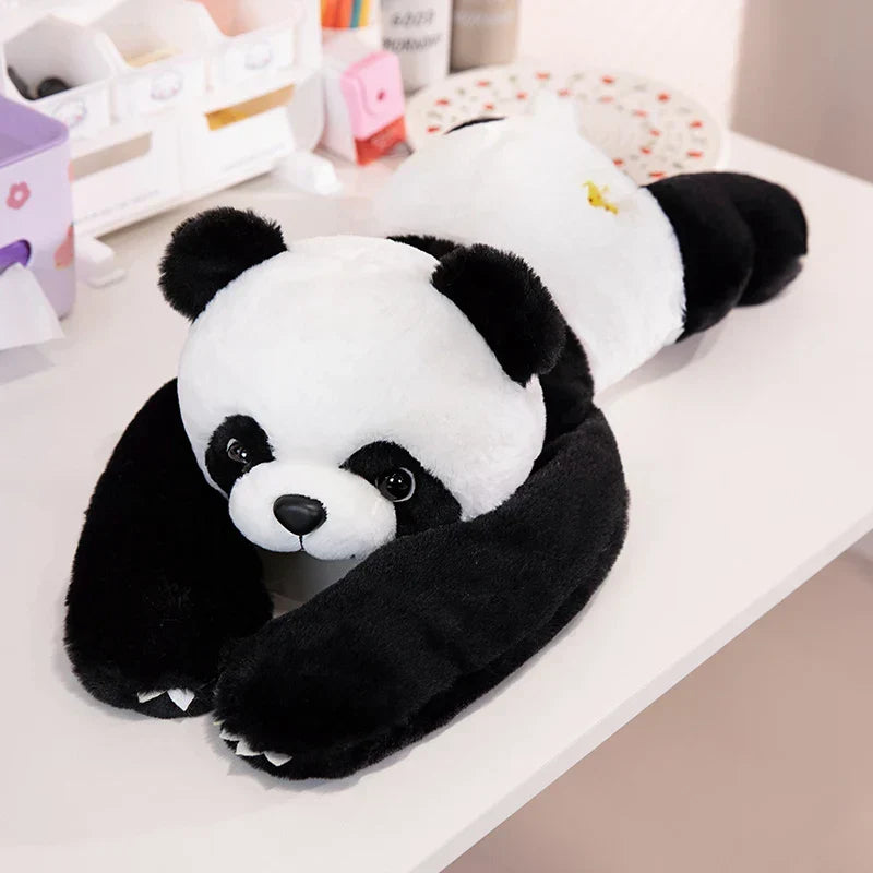 Superbe animal en peluche à bras longs, polyvalent comme jouet enfant ou coussin décoratif.