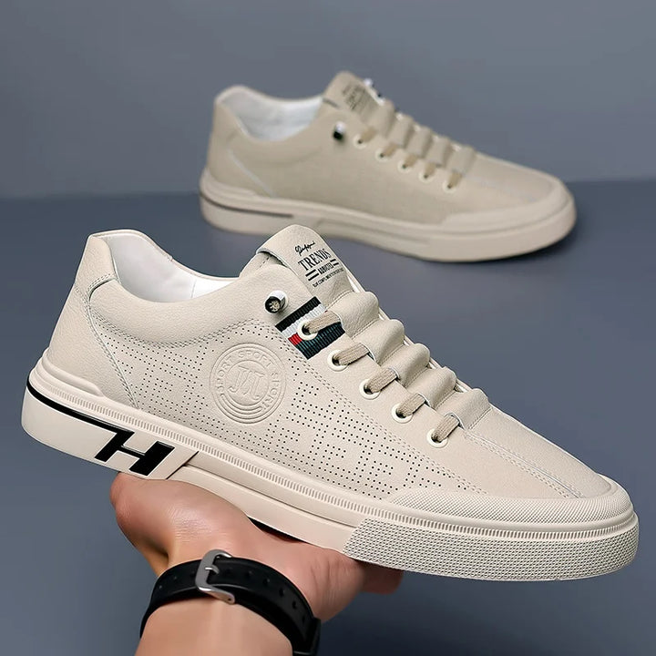 Chaussures élégantes et confortables pour hommes, idéales pour un look casual chic au quotidien.