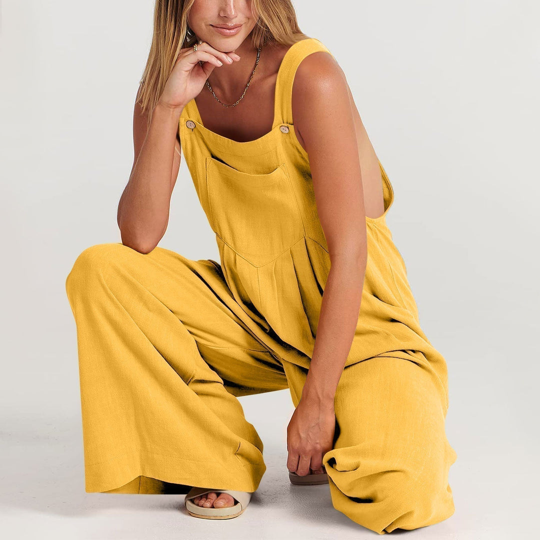 Combinaison salopette ample portée, look décontracté chic printanier. Confortable et stylée pour femme.