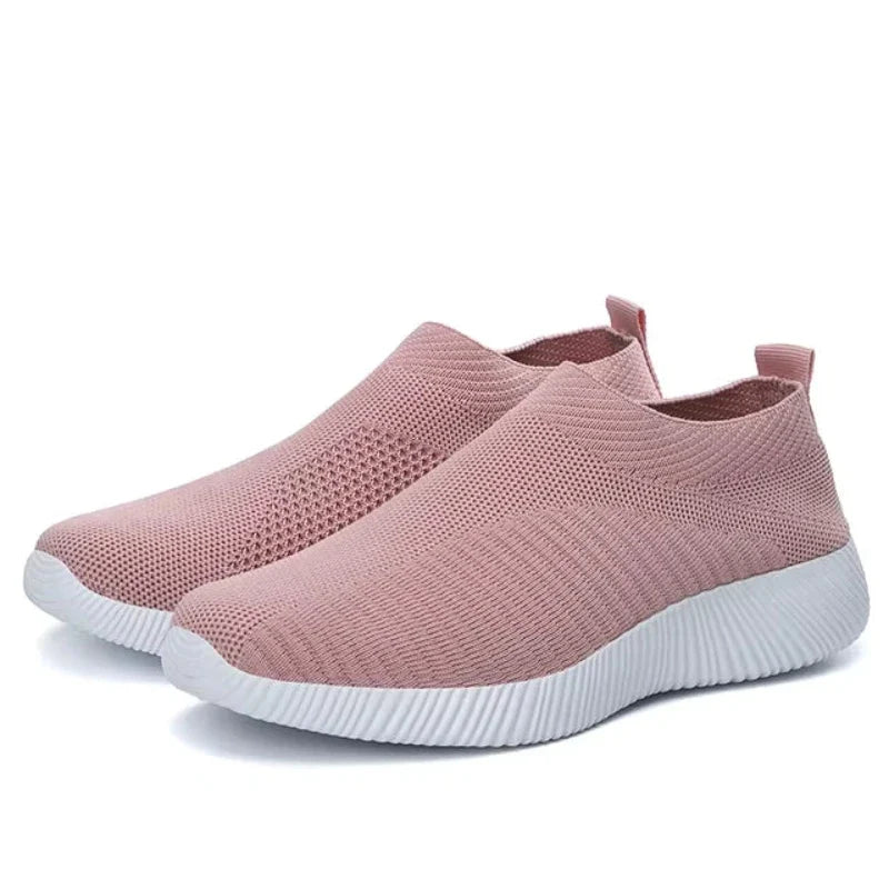 Baskets femme légères et respirantes pour un confort optimal au quotidien.