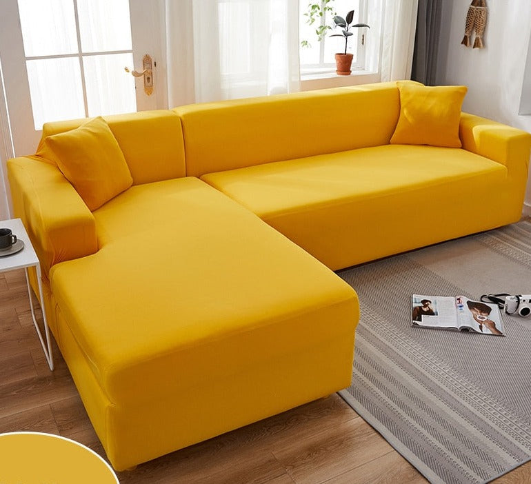 Housse de canapé extensible pour salon, changez facilement l'ambiance avec ce textile résistant.