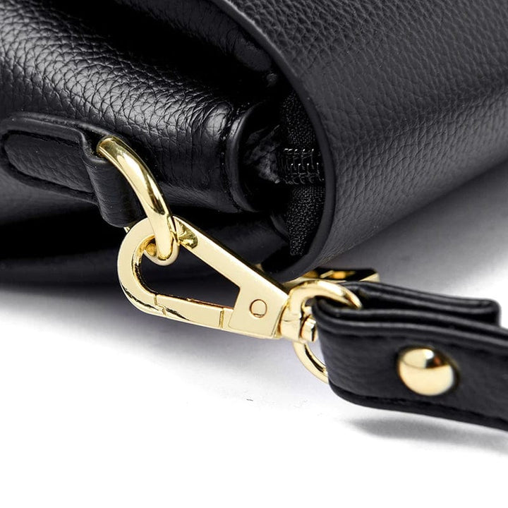 Sac besace femme marron en cuir PU, un classique de la mode. Sac à main élégant pour toutes occasions.