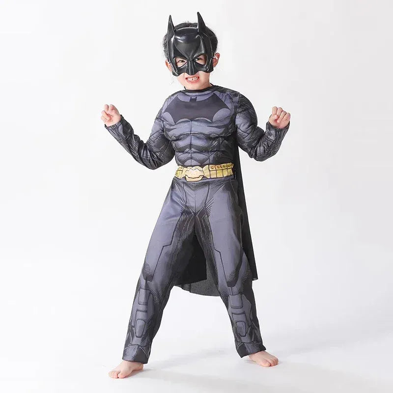 Costume de justicier masqué pour enfant, idéal pour le jeu de rôle, Halloween ou le carnaval. Inclut cape et masque.