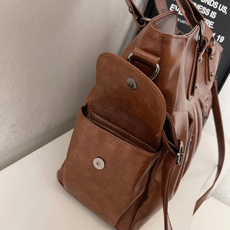 Cabas Kéa féminin en similicuir, design élégant et pratique, pour un style raffiné.