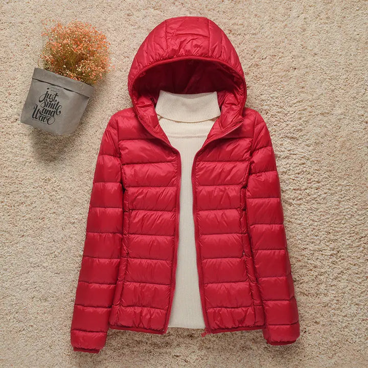 Doudoune femme confortable et élégante, protection idéale pour le printemps/automne.