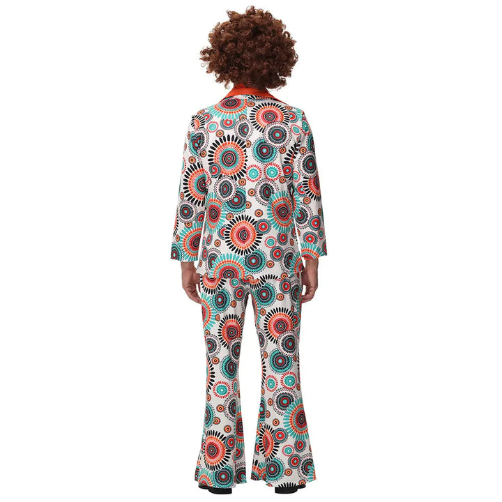 Costume rétro disco homme et femme, ambiance festive pour soirées à thème ou fêtes déguisées.