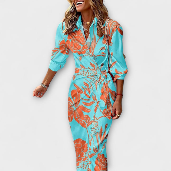 Robe midi rayée femme style chemise, polyvalente et confortable. Essentiel mode estivale élégante.