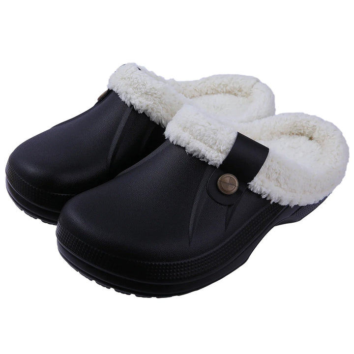 Chaussons confortables, style sabot, doublés fourrure LuxuraFleece pour l'hiver.