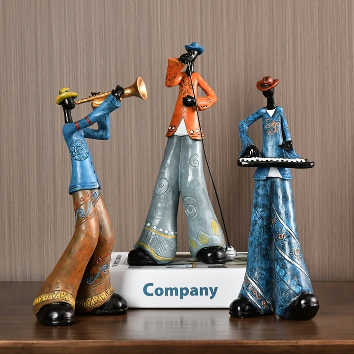 Figurine de musicien jazz en résine, peinte à la main, apportant une touche artistique à votre déco.