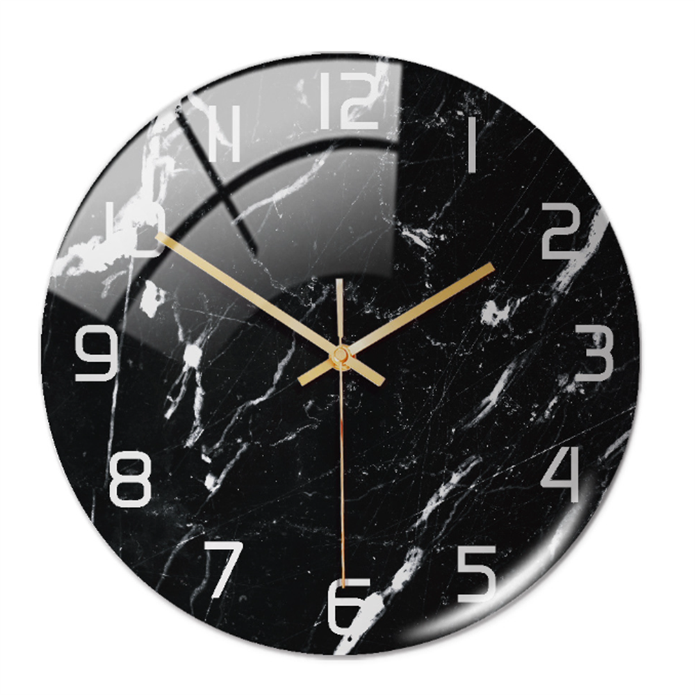 Horloge murale décorative silencieuse Ø30 cm, motif marbre intemporel, pour un intérieur zen.