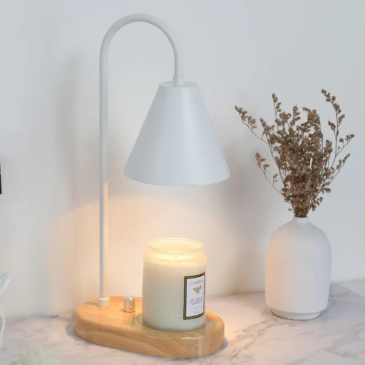 Veilleuse décorative pour chambre ou salon, apporte une lumière douce et une ambiance relaxante.