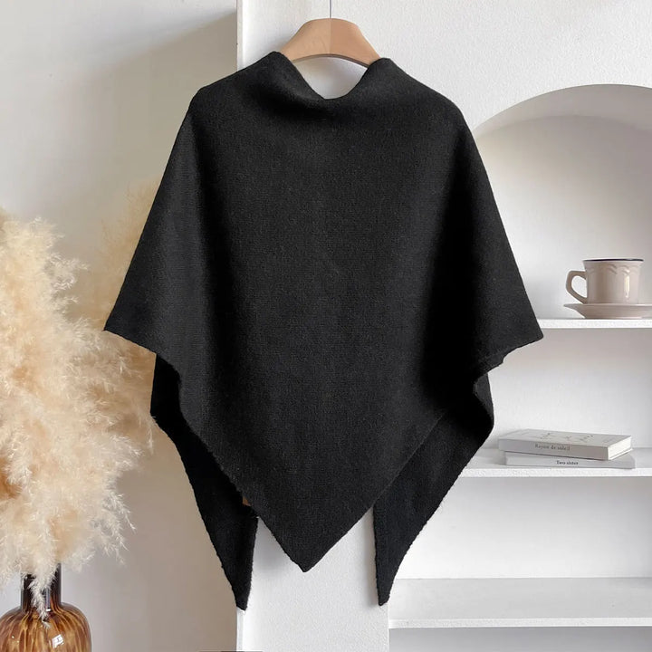 Accessoire mode femme: châle en polaire. Chaud, doux et élégant pour le style hivernal.