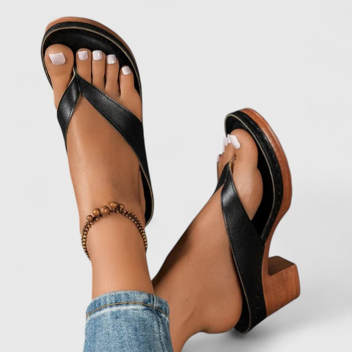 Talons orthopédiques élégants pour femmes, offrant confort et soutien optimal au quotidien.