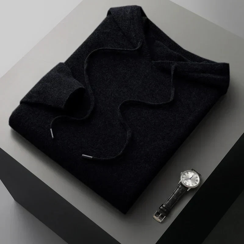 Hoodie homme élégant, parfait pour le confort après le sport ou une sortie décontractée.