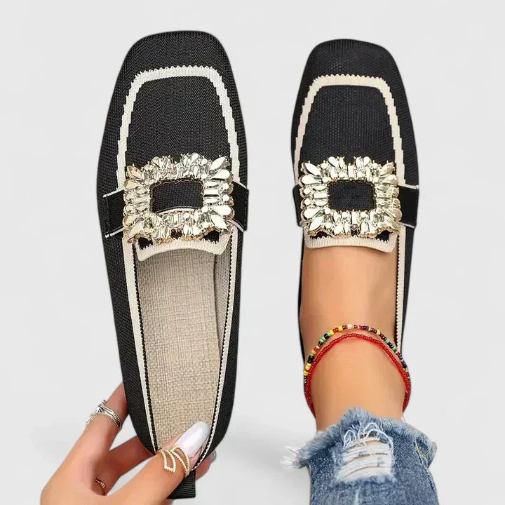 Mocassins plats femme bleus, confortables et élégants, avec soutien orthopédique pour le quotidien.