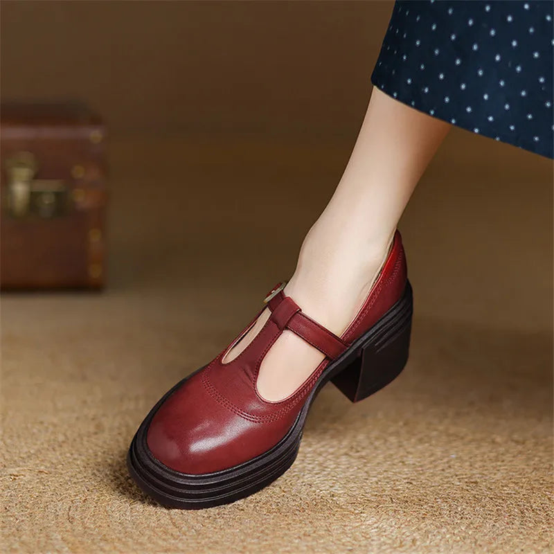 Chaussures femmes vintage à talon chunky Elvana, style et stabilité assurés.