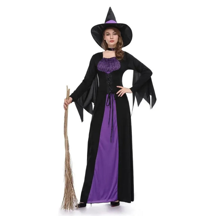 Déguisement sorcière violet femme, élégant, avec manches en dentelle raffinées, idéal pour une fête d'Halloween ou cosplay.