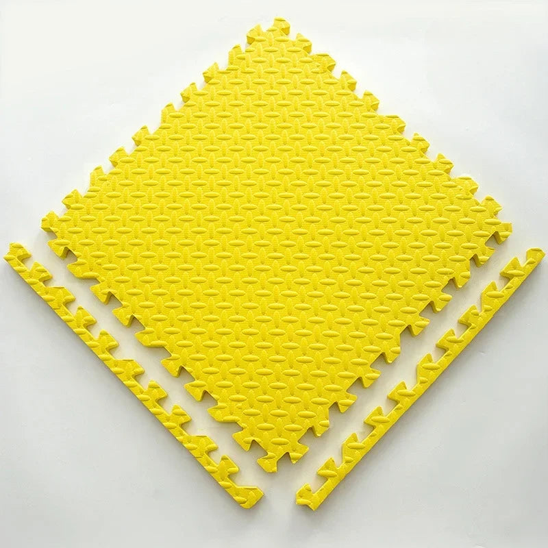 Tapis de jeu enfant design, modulable, épais, sécurité et éveil garantis, couleurs vives.