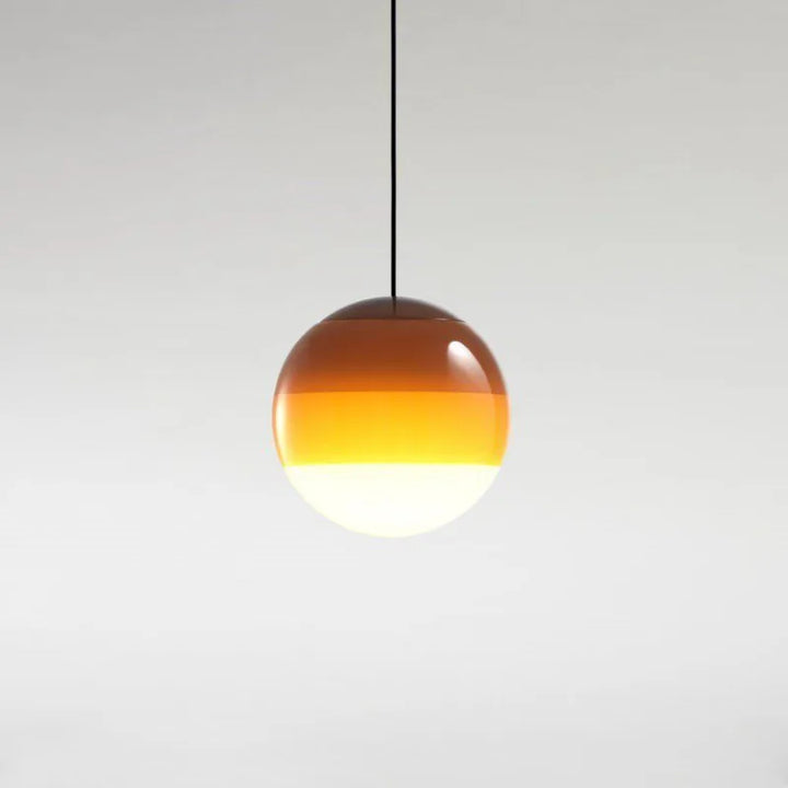 Lampe suspendue LED verre dégradé, design polyvalent pour chambre, salon ou même un restaurant.