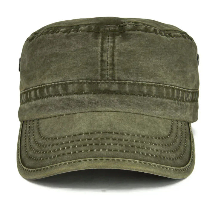 Casquette militaire homme en denim, style urbain, ajustable pour un confort optimal.