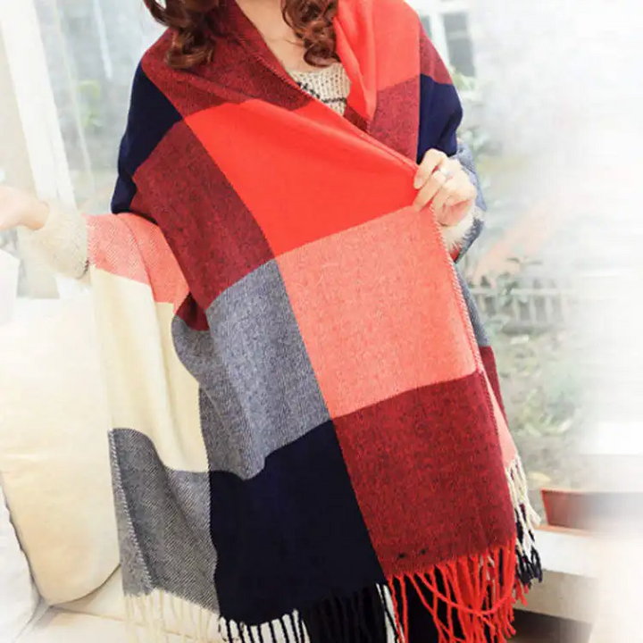 Écharpe féminine douce et chaude, un accessoire de mode élégant pour l'hiver froid.