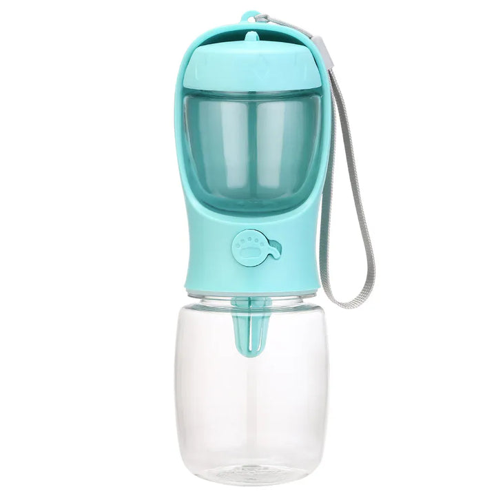 Bouteille d'hydratation et distributeur de friandises portable pour animaux. Idéale pour les sorties avec votre chien.