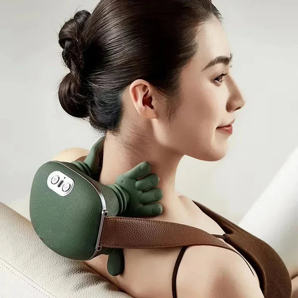Profitez d'un soulagement musculaire avec ce masseur 4D portable pour le cou et nuque.