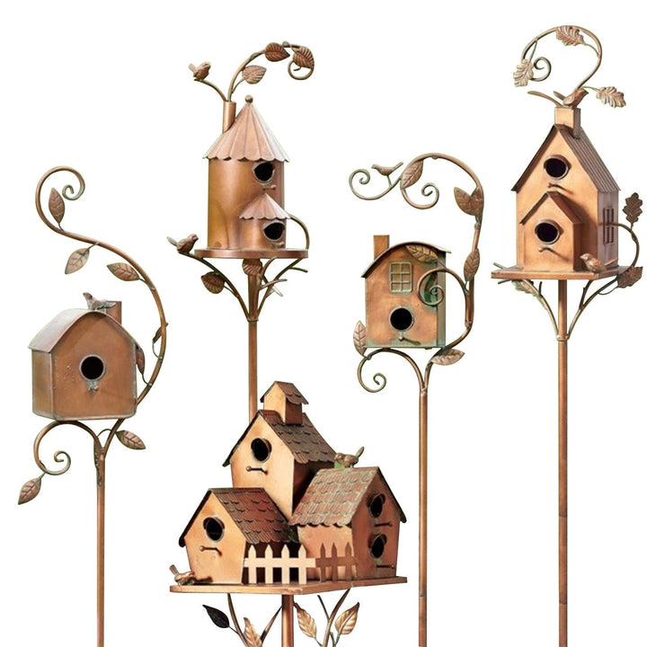 Maison d'oiseaux pour paysage extérieur, apporte un charme naturel. Nichoir refuge et décoration unique pour jardin.