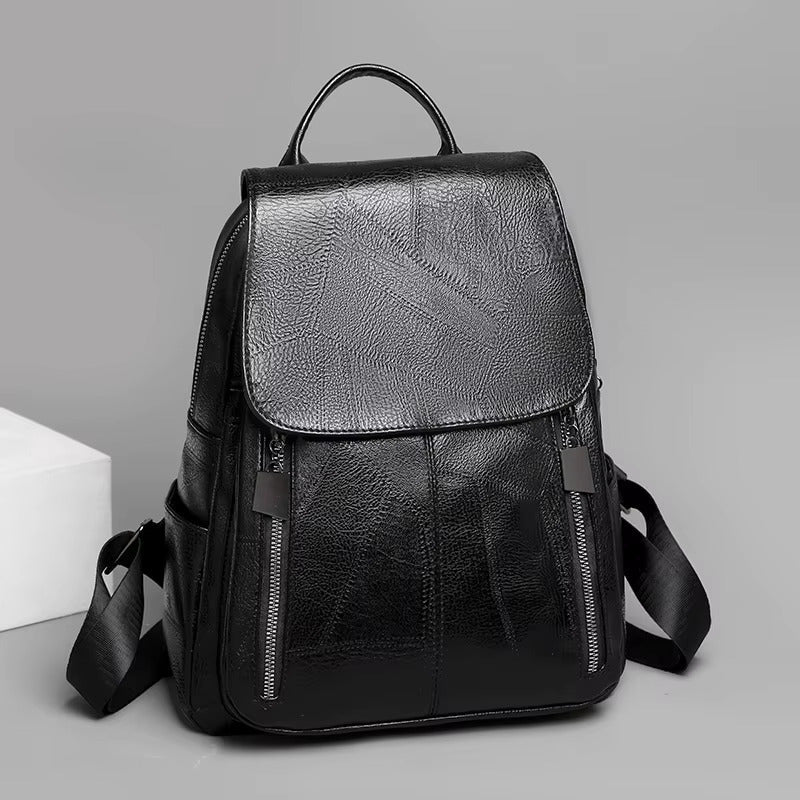 Sac à dos élégant pour femme avec système antivol, un accessoire mode pour toutes occasions, sécurité discrète.