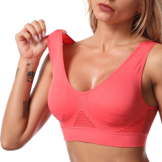 Soutien-gorge Elina offrant un excellent soutien, confort sans armatures pour femmes.