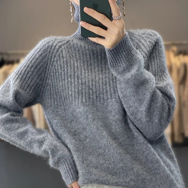 Pull col roulé femme Luan, tricot doux et décontracté, confortable pour les froides journées.