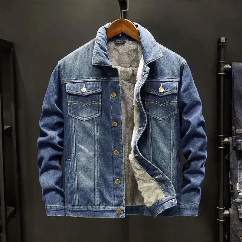 Veste homme Yael en denim robuste pour l'hiver, style décontracté, offre chaleur et confort optimal.
