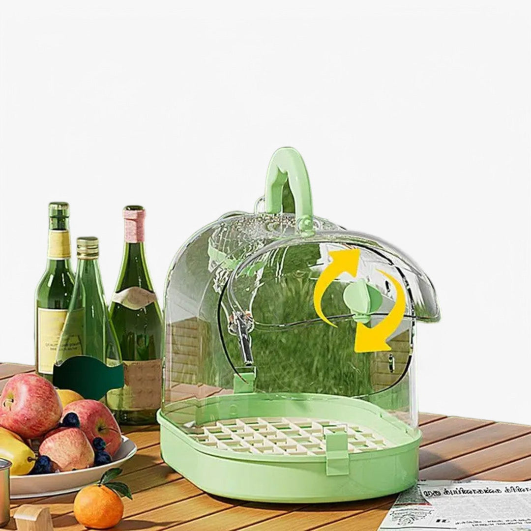 Cage de transport aérée pour hamsters, oiseaux. Un accessoire portable et sûr pour le voyage de votre petit animal.