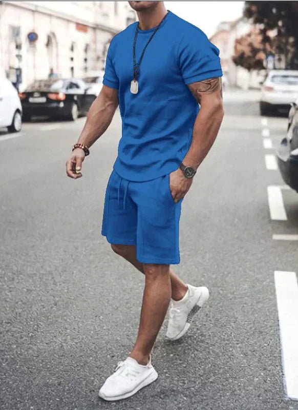Ensemble élégant homme Ethan : chemise légère et short confortable pour une tenue estivale.