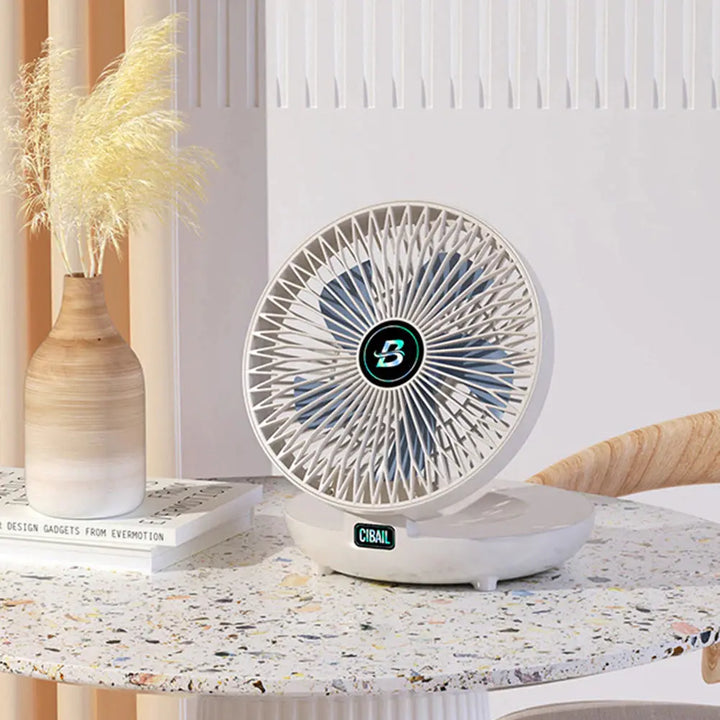 Ventilateur pliable rechargeable 2-en-1 pour bureau et mural. Portable et sans fil, idéal pour l'été.