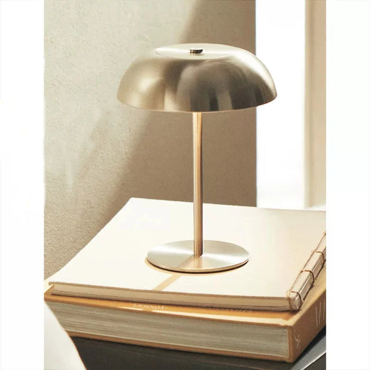 Lampe de table champignon LED, design moderne minimaliste, rechargeable, ambiance lumineuse unique.