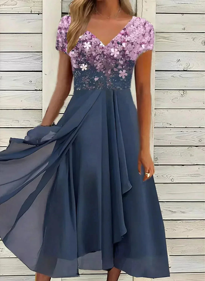 Belle robe d'été Soraya pour femme, look glamour et décontracté, vêtement léger pour saison chaude.