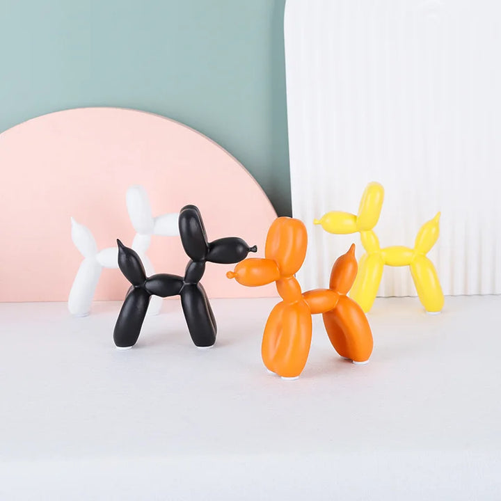 Sculpture chien ballon PawElegance en résine, objet décoratif moderne parfait pour table ou étagère scandinave.