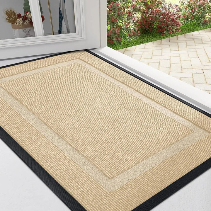 Tapis de porte en caoutchouc antidérapant robuste. Idéal intérieur/extérieur, résistant et facile à nettoyer.