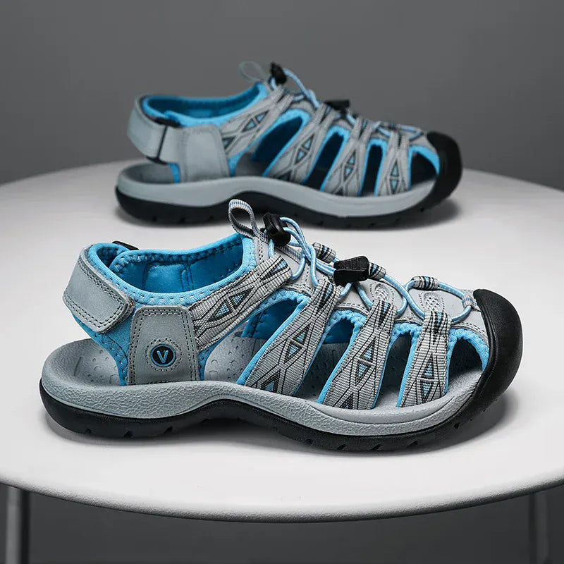 Chaussures femme d'été légères et confortables, conçues pour la randonnée et les activités de plein air.