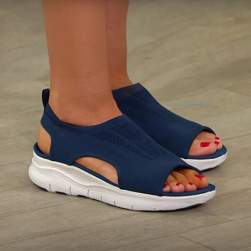 Sandales orthopédiques légères pour femmes, avec sangle ajustable et soutien ergonomique pour un confort durable.