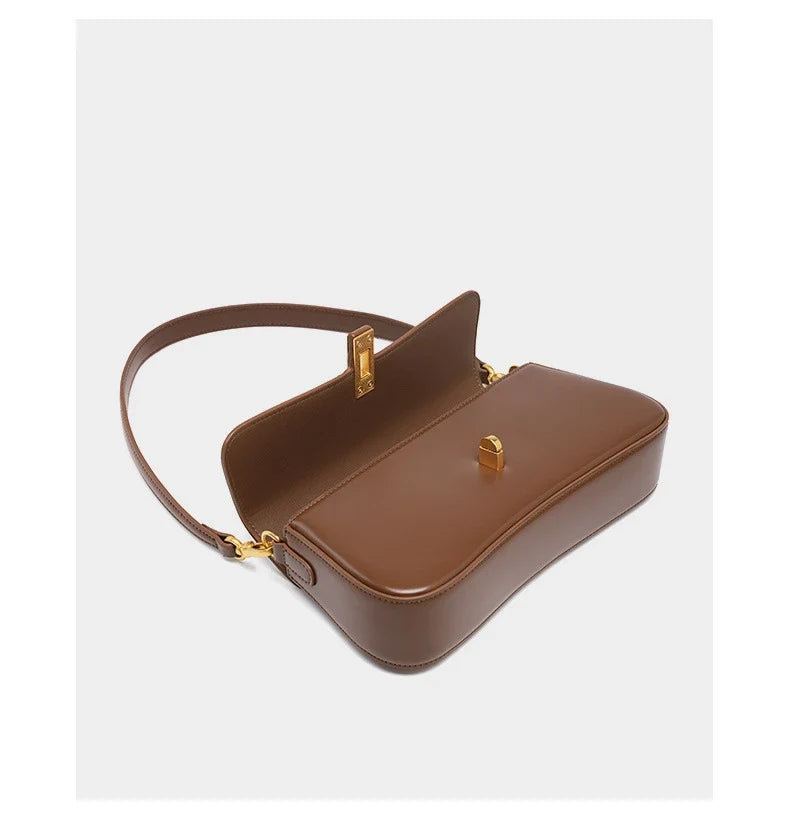 Sac à bandoulière femme en cuir rouge, élégant, petit format, parfait pour un style chic.