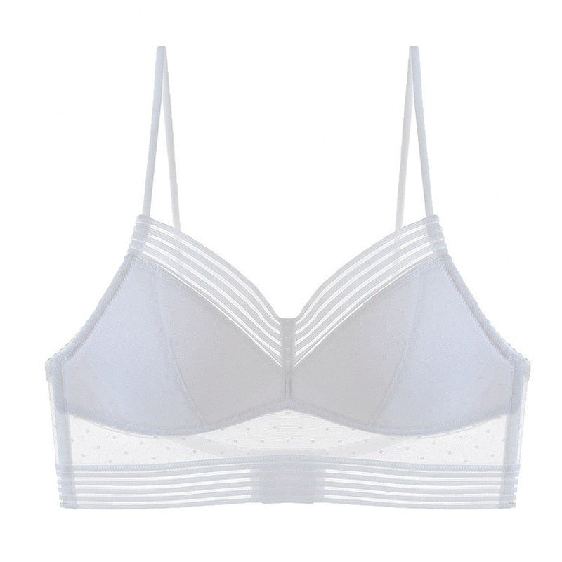 Profitez d'un confort absolu avec ce soutien-gorge dos nu invisible pour femmes, lingerie discrète et légère.