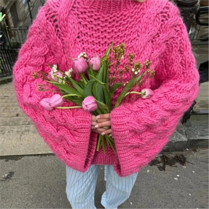 Pull décontracté oversize en tricot pour femme. Offre chaleur et confort pour un style tendance.