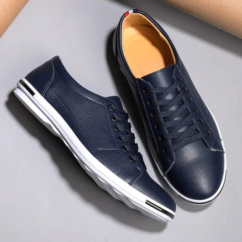 Détail de la finition des chaussures basses Isidro homme, qualité et élégance décontractée.