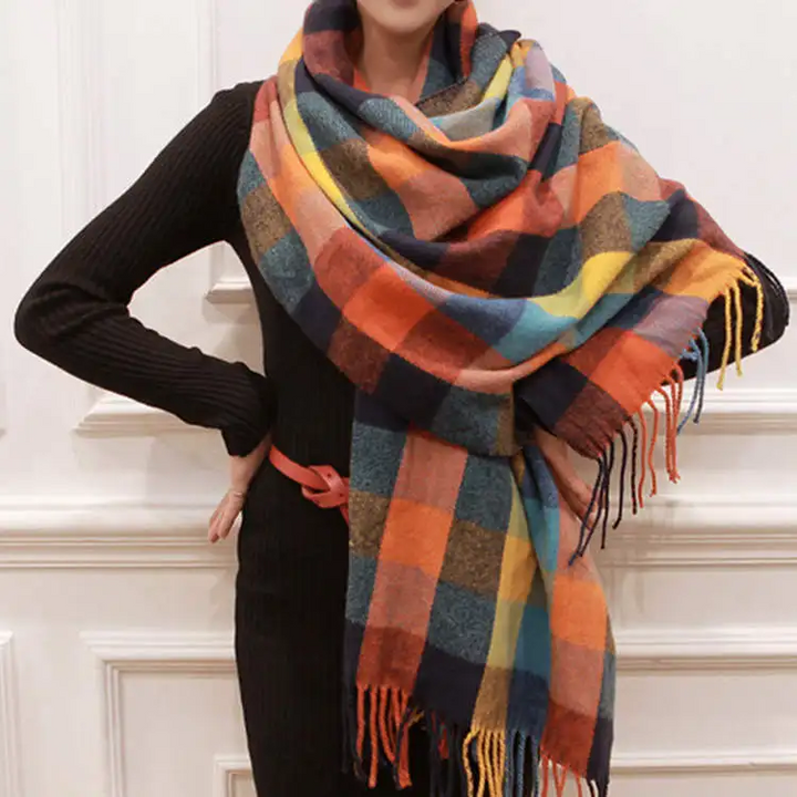 Écharpe de luxe élégante pour femme, douce et chaude, idéale pour l'hiver et la mode féminine.