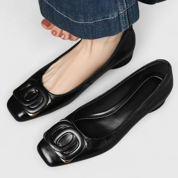 Chaussures élégantes Jozie noires tendance pour femme, talon bloc confortable, parfaites pour soirée.