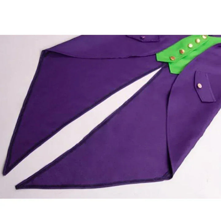Ensemble de déguisement Joker, comprenant une veste tuxedo violette pour un costume de super-vilain distinctif.