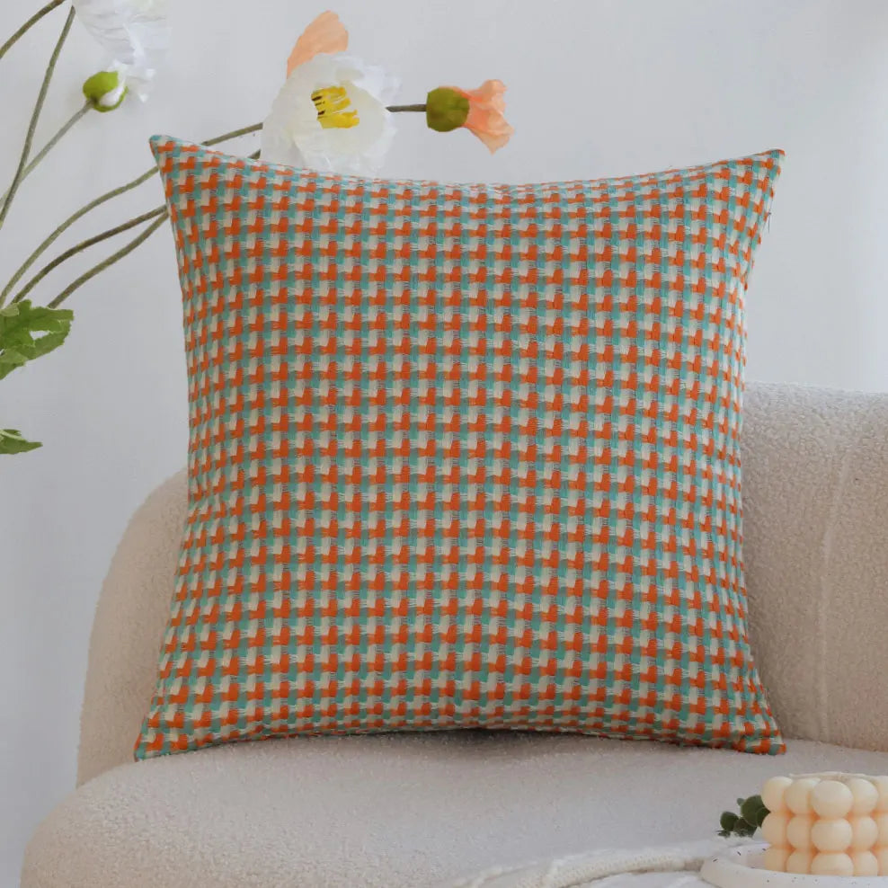 Design moderne: housse de coussin géométrique 45x45 cm, motifs abstraits et couleurs vives.